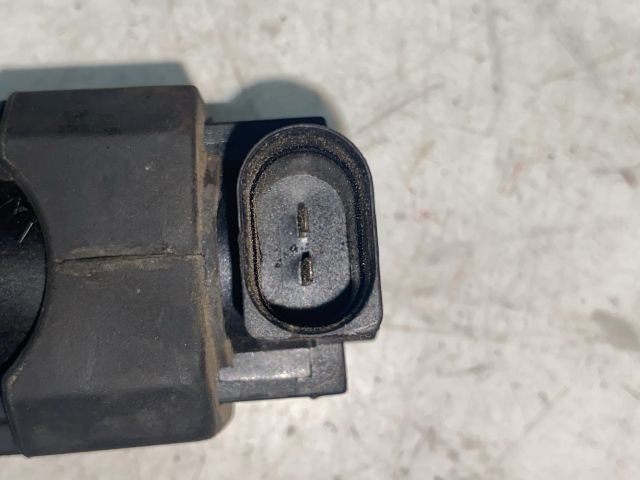 bontott AUDI A4 B6 Nyomásszabályzó Szelep