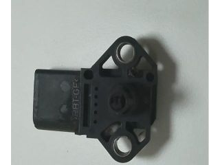 bontott AUDI A4 B6 Nyomástartó Szelep