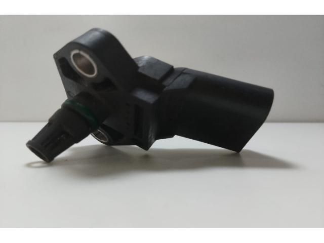 bontott AUDI A4 B6 Nyomástartó Szelep