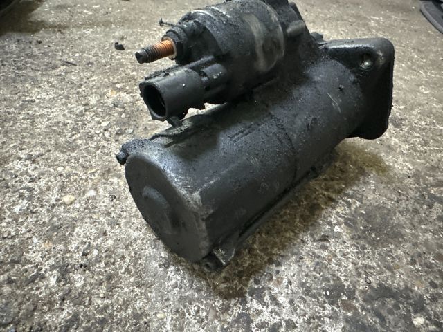 bontott AUDI A4 B6 Önindító