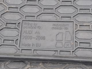 bontott AUDI A4 B6 Padlószőnyeg