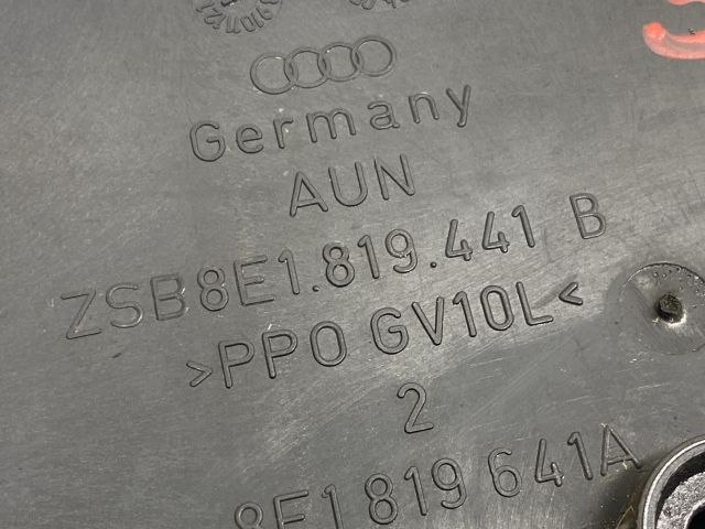 bontott AUDI A4 B6 Pollenszűrő Ház