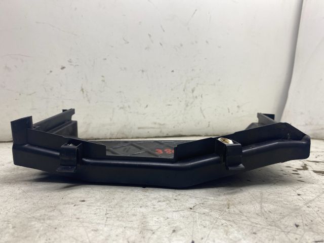 bontott AUDI A4 B6 Pollenszűrő Ház