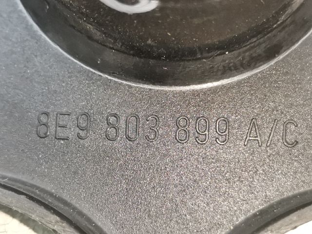 bontott AUDI A4 B6 Pótkerék Rögzítő