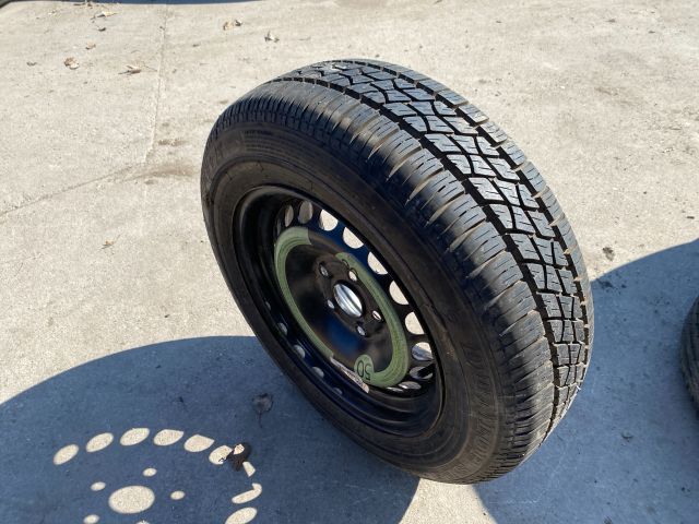 bontott AUDI A4 B6 Pótkerék