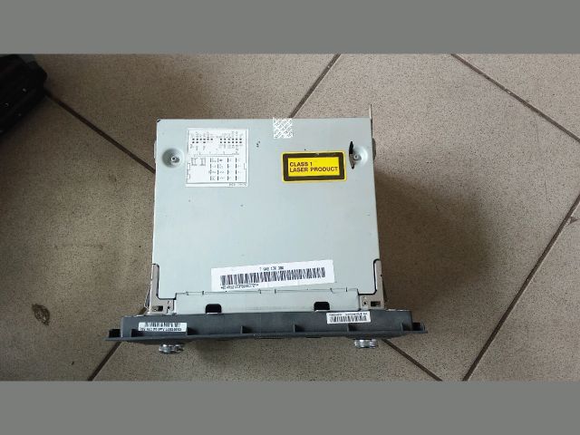 bontott AUDI A4 B6 Rádió / CD