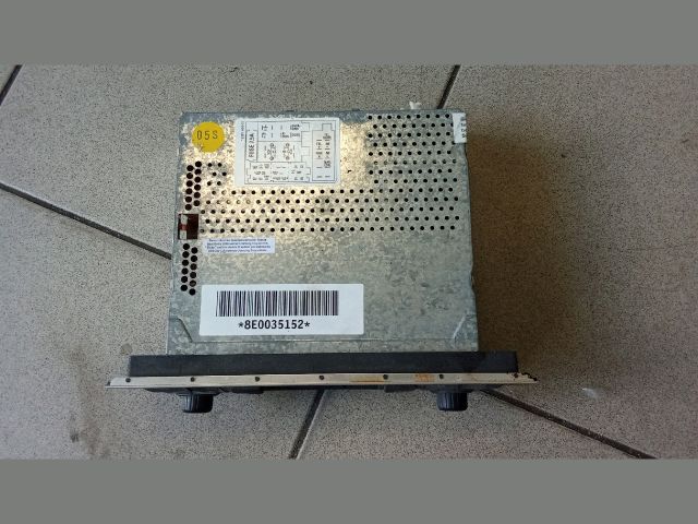 bontott AUDI A4 B6 Rádió / CD