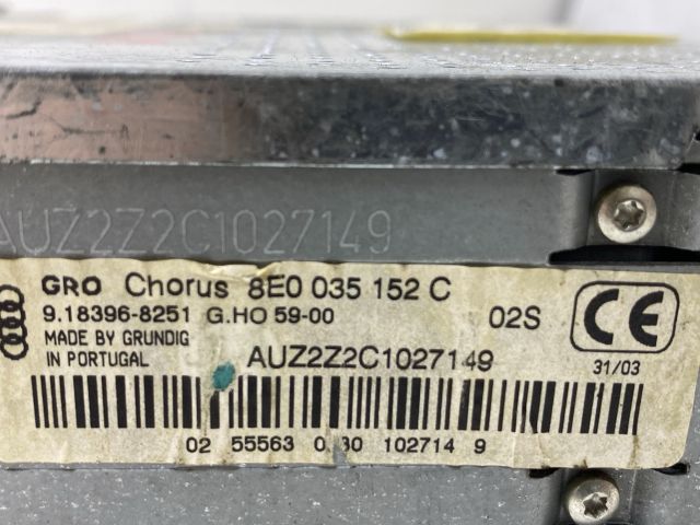 bontott AUDI A4 B6 Rádió / CD