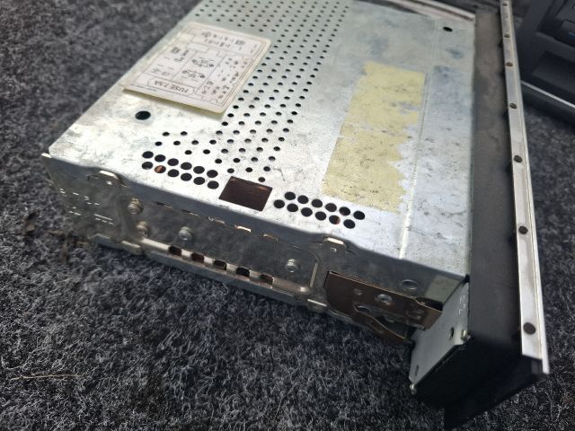 bontott AUDI A4 B6 Rádió / CD