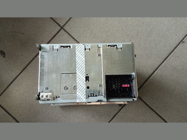 bontott AUDI A4 B6 Rádió / CD