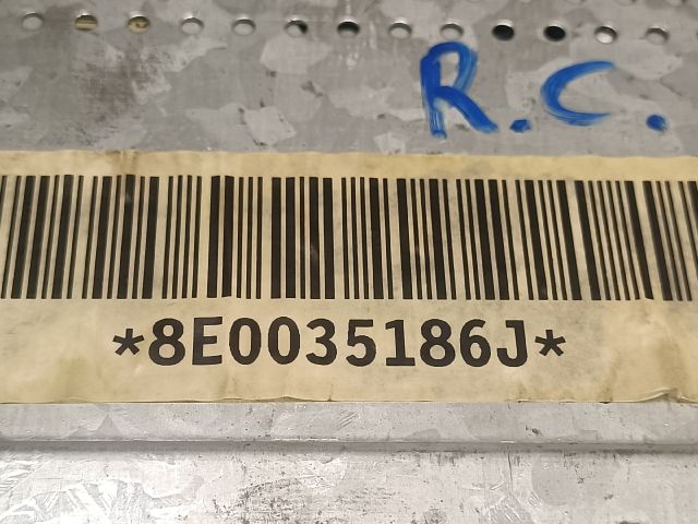 bontott AUDI A4 B6 Rádió / CD