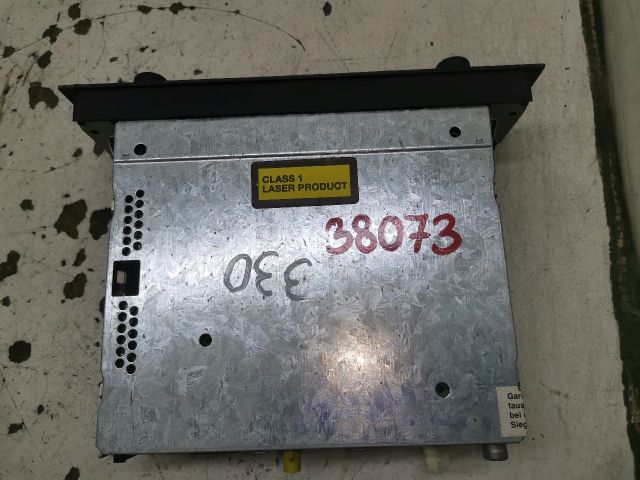 bontott AUDI A4 B6 Rádió / CD