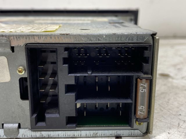 bontott AUDI A4 B6 Rádió / CD