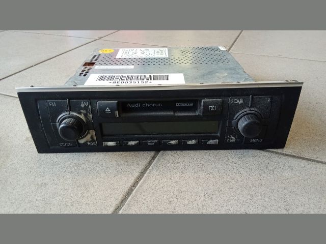 bontott AUDI A4 B6 Rádió / CD