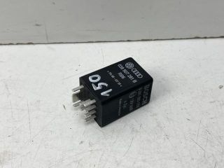 bontott AUDI A4 B6 Relé