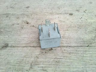 bontott AUDI A4 B6 Relé