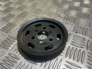 bontott AUDI A4 B6 Szervó Szivattyú Szíjtárcsa