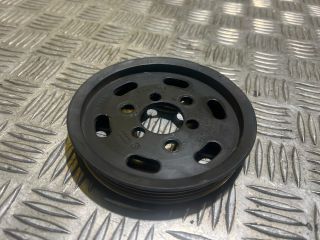 bontott AUDI A4 B6 Szervó Szivattyú Szíjtárcsa