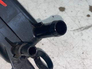 bontott AUDI A4 B6 Szervóolaj Tartály