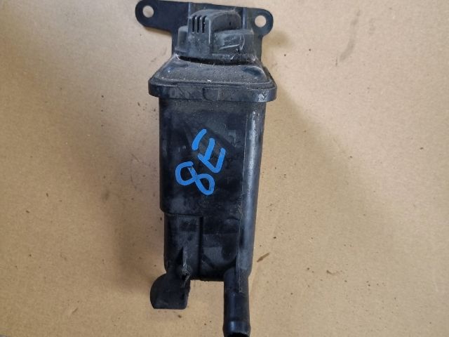 bontott AUDI A4 B6 Szervóolaj Tartály