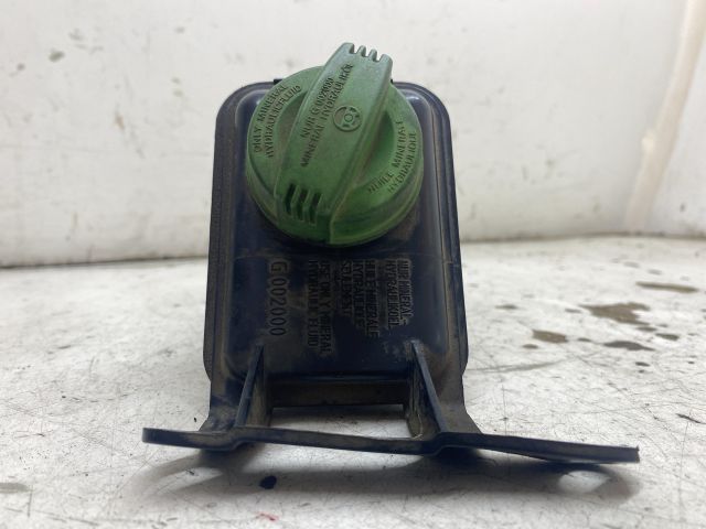 bontott AUDI A4 B6 Szervóolaj Tartály