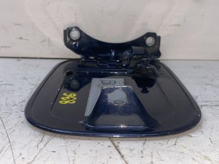 bontott AUDI A4 B6 Tankajtó