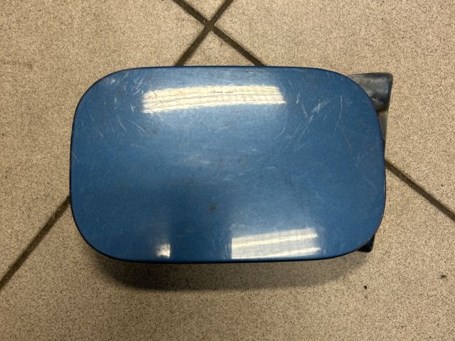 bontott AUDI A4 B6 Tankajtó