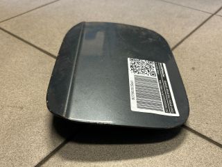 bontott AUDI A4 B6 Tankajtó