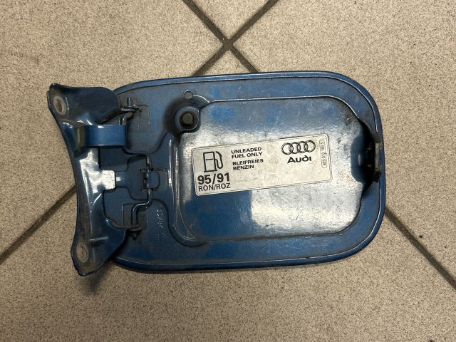 bontott AUDI A4 B6 Tankajtó