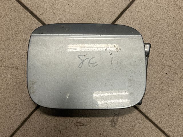 bontott AUDI A4 B6 Tankajtó