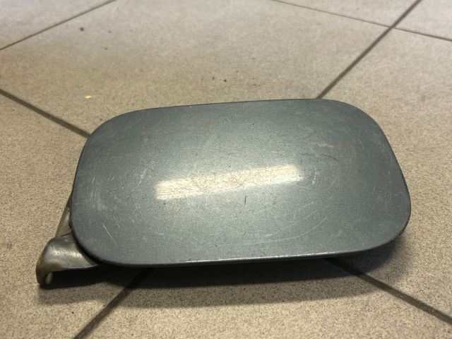 bontott AUDI A4 B6 Tankajtó