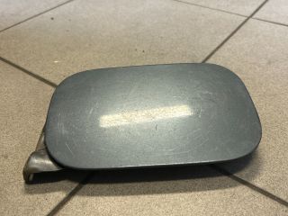 bontott AUDI A4 B6 Tankajtó