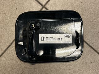 bontott AUDI A4 B6 Tankajtó