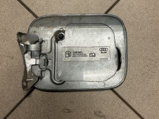 bontott AUDI A4 B6 Tankajtó