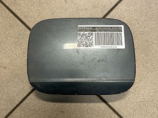 bontott AUDI A4 B6 Tankajtó