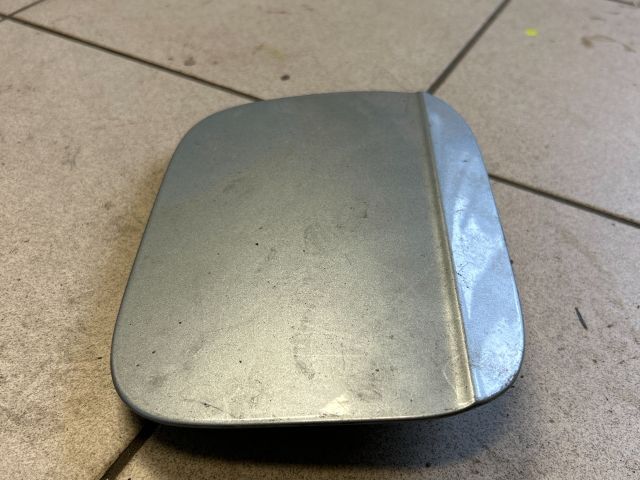 bontott AUDI A4 B6 Tankajtó