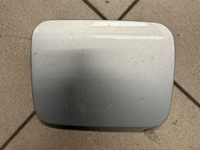 bontott AUDI A4 B6 Tankajtó