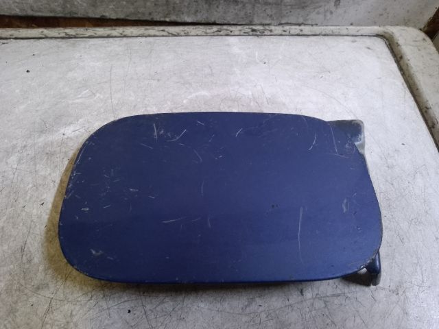 bontott AUDI A4 B6 Tankajtó