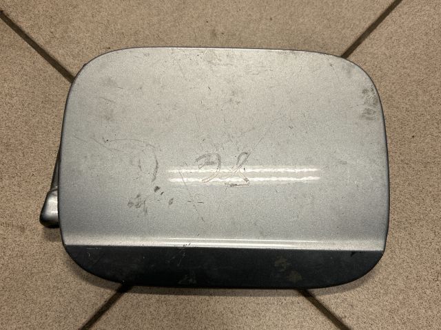 bontott AUDI A4 B6 Tankajtó