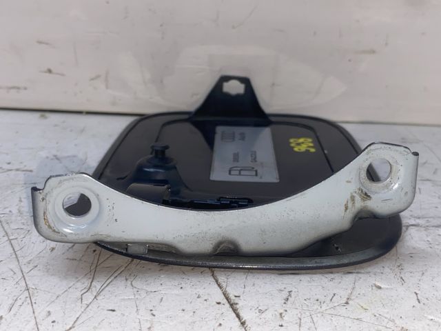 bontott AUDI A4 B6 Tankajtó