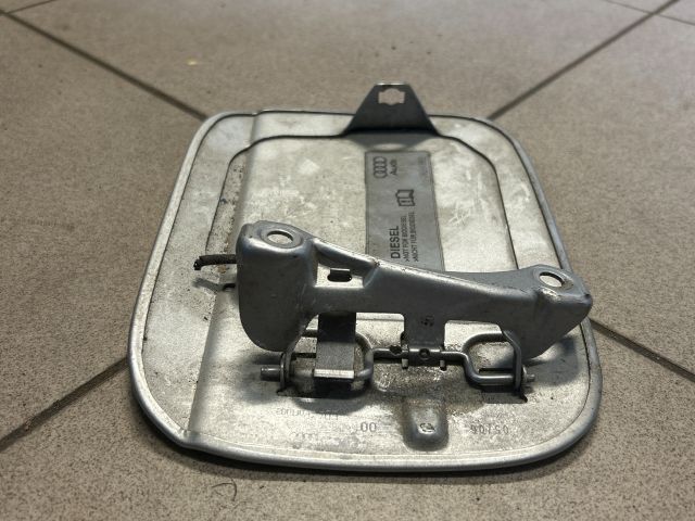 bontott AUDI A4 B6 Tankajtó