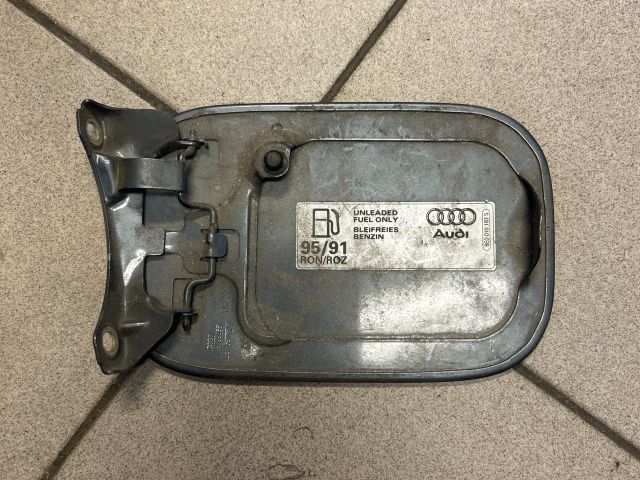 bontott AUDI A4 B6 Tankajtó
