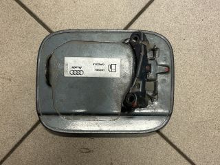 bontott AUDI A4 B6 Tankajtó