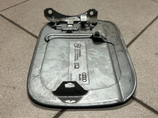 bontott AUDI A4 B6 Tankajtó