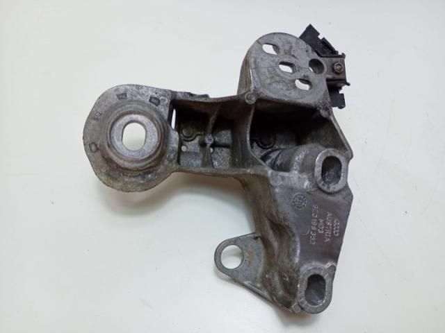 bontott AUDI A4 B6 Tartó Bak