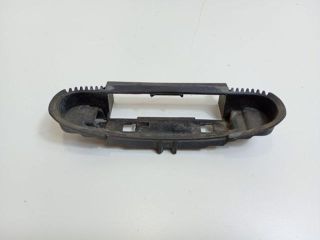 bontott AUDI A4 B6 Tartó Bak