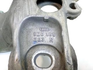 bontott AUDI A4 B6 Tartó Bak