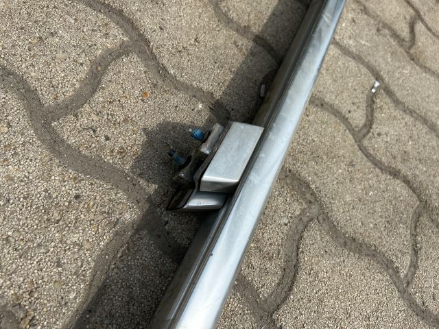 bontott AUDI A4 B6 Tetősín Pár