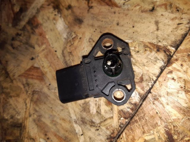 bontott AUDI A4 B6 Töltőnyomás Érzékelő