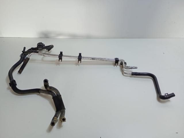 bontott AUDI A4 B6 Üzemanyagcső